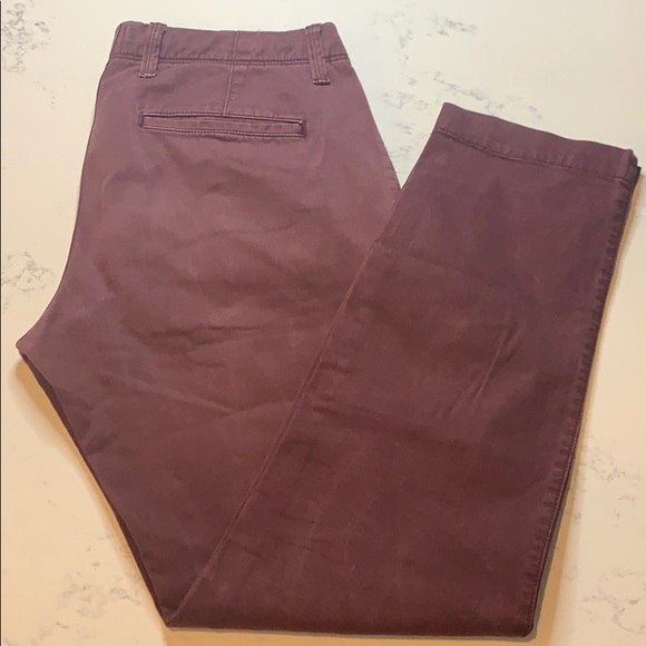 GAP Slim Fit Maroon Chinos - Picture 1 of 2